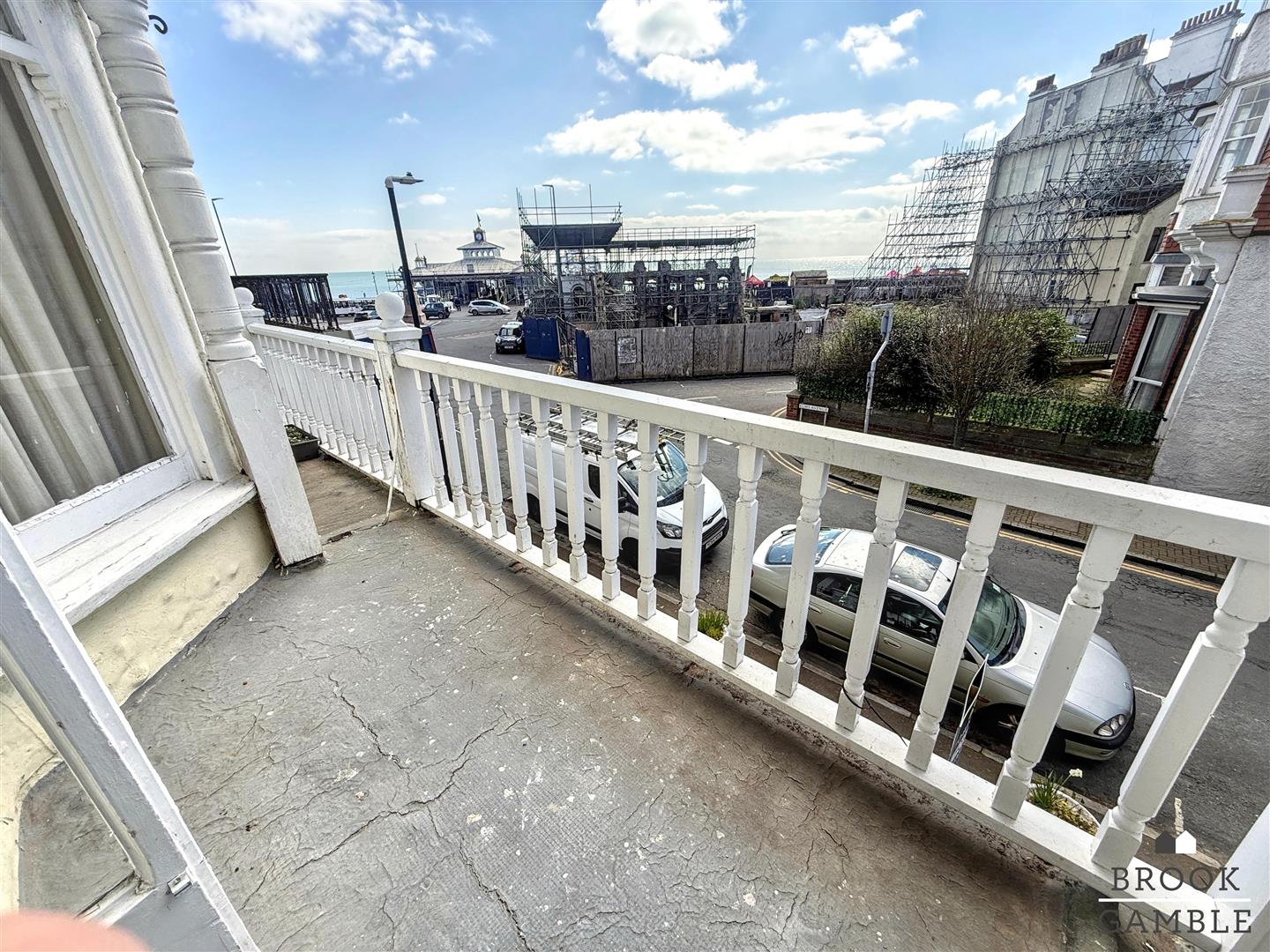 2 Bedroom Apartment - Conversion. Elms Avenue in Eastbourne, East Sussex 5
